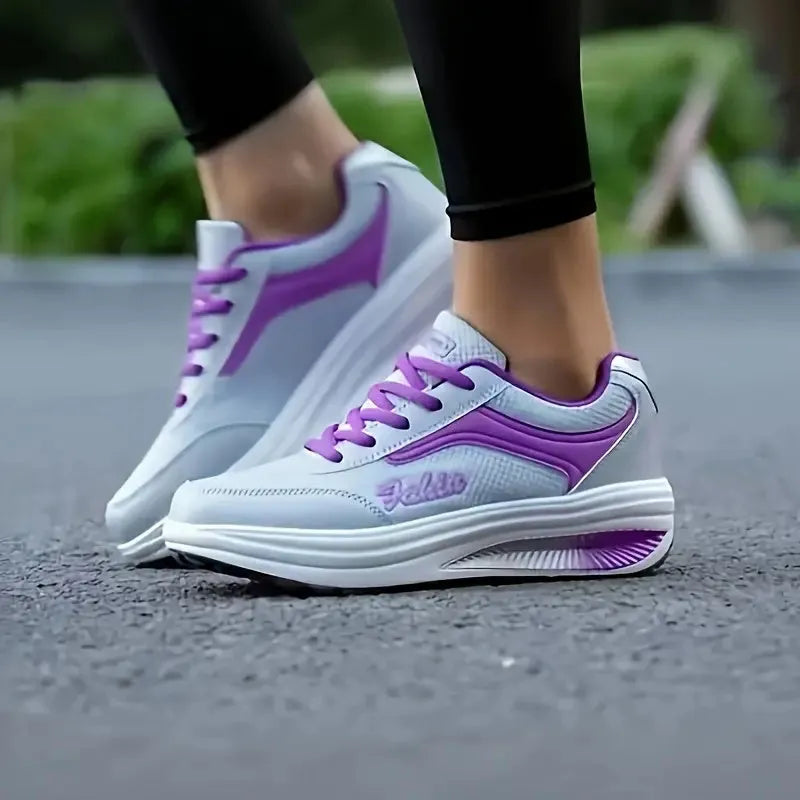Women's heelless travel sports shoes with middle heel in grey powder colour option