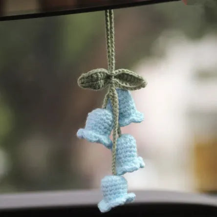 Knitted wool car plant decoration with green and white pattern, 8cm basin and hanging cord