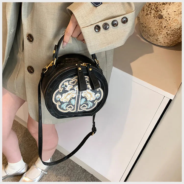 Chinese embroidery shoulder messenger bag in soft PU with horizontal square shape and zipped inner pocket