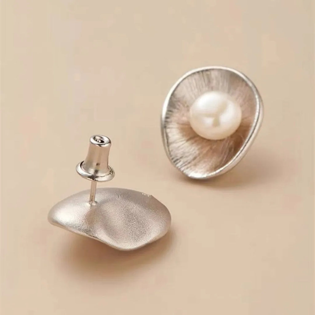 Pearl sterling silver needle earrings with electroplated gold finish and geometry shape design