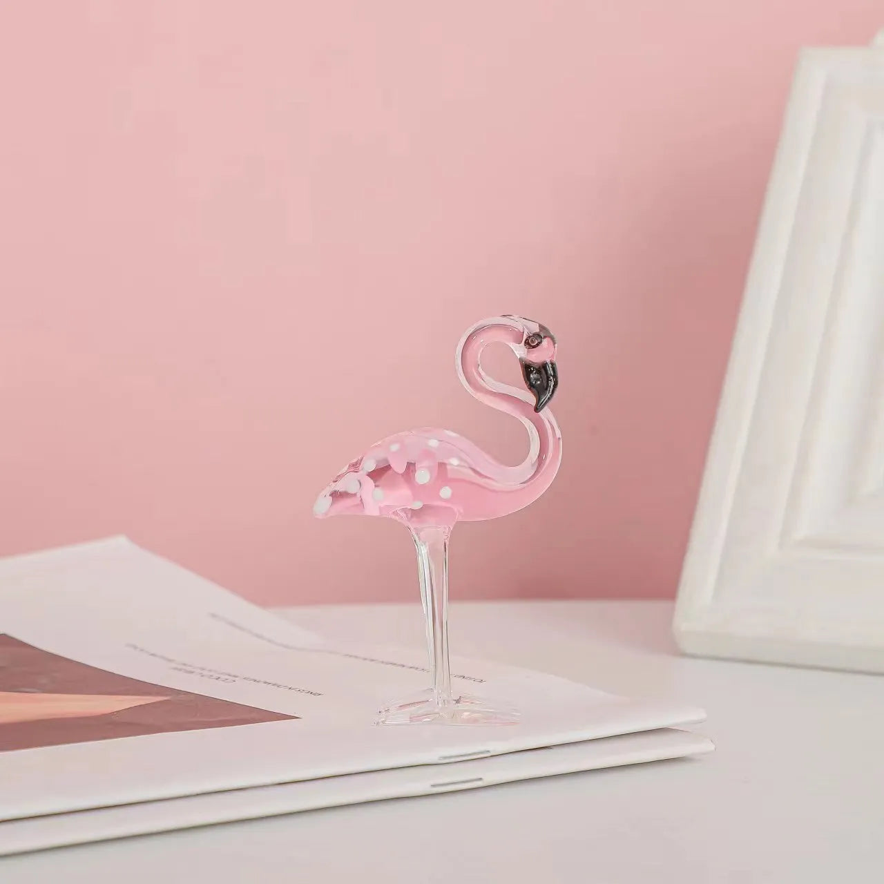 Pink crystal flamingo decorative craft for table display with modern simplicity style