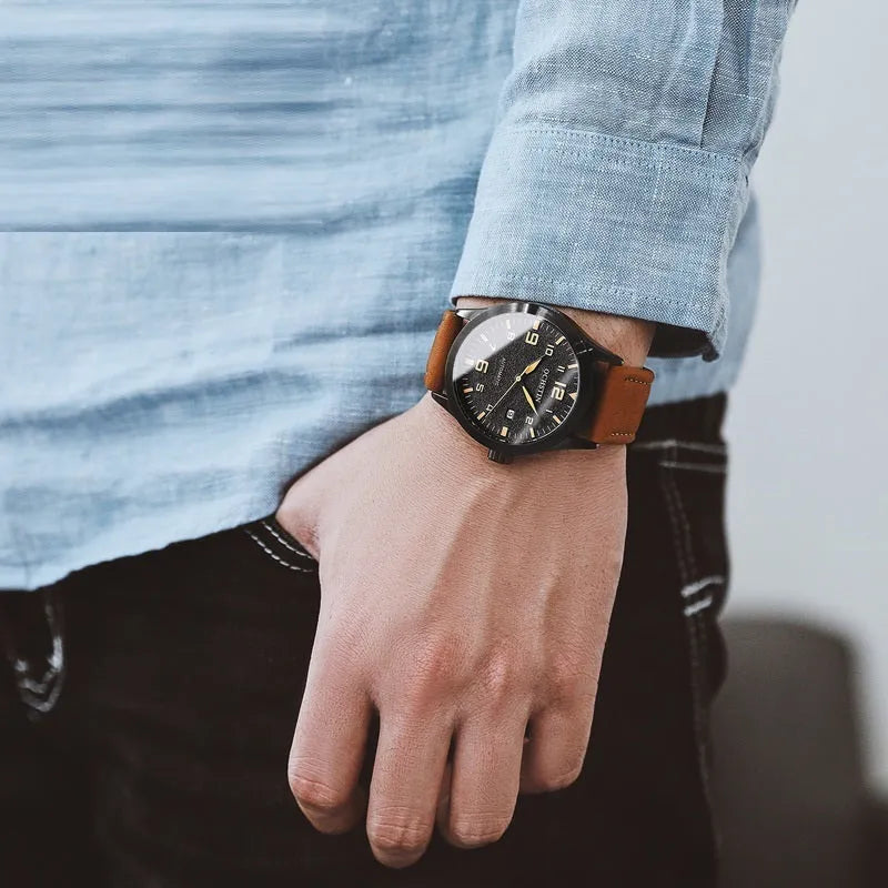 Men's automatic mechanical watch with leather strap and stainless steel case
