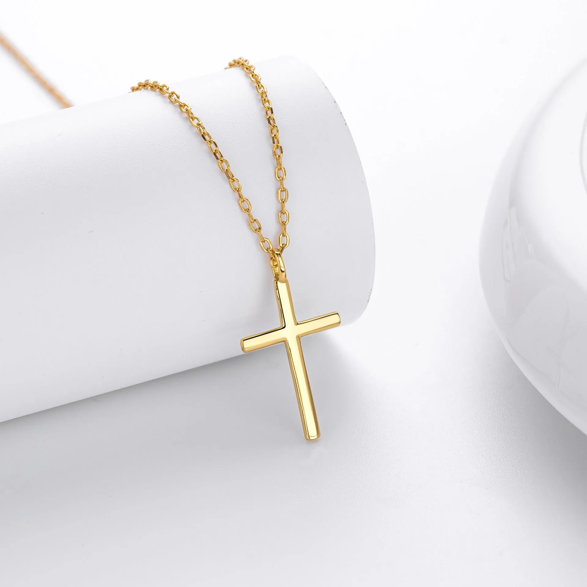 S925 sterling silver necklace with cross pendant on O-shaped chain in three plating colours