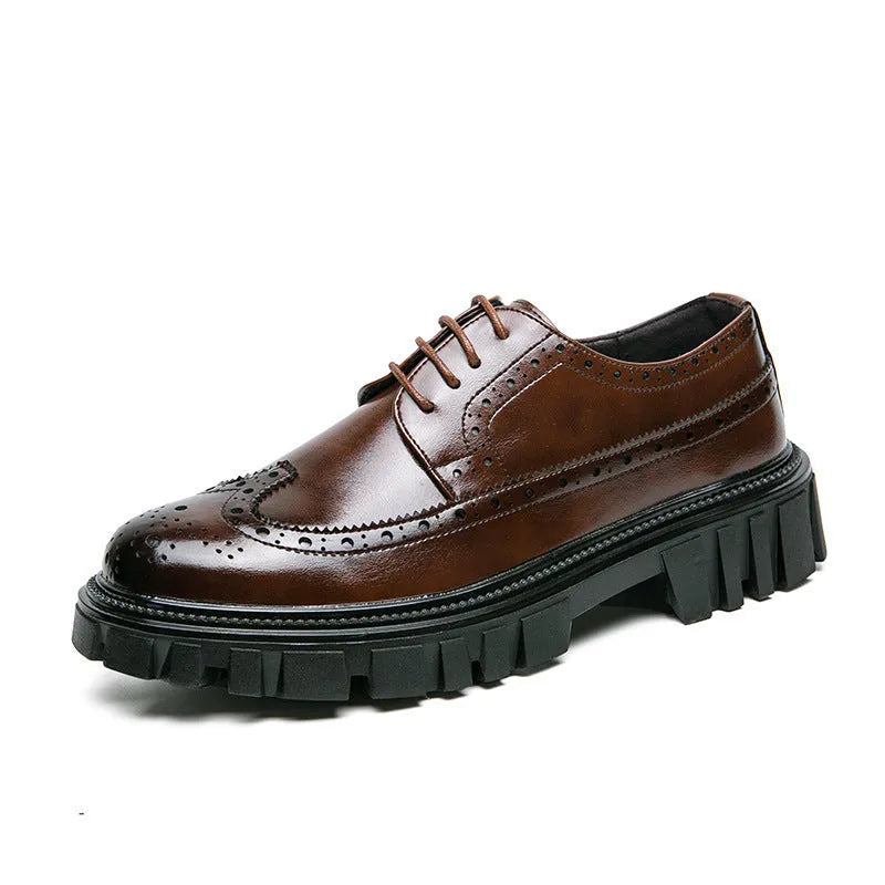 Men's black brogue shoes with round toe and artificial PU upper material
