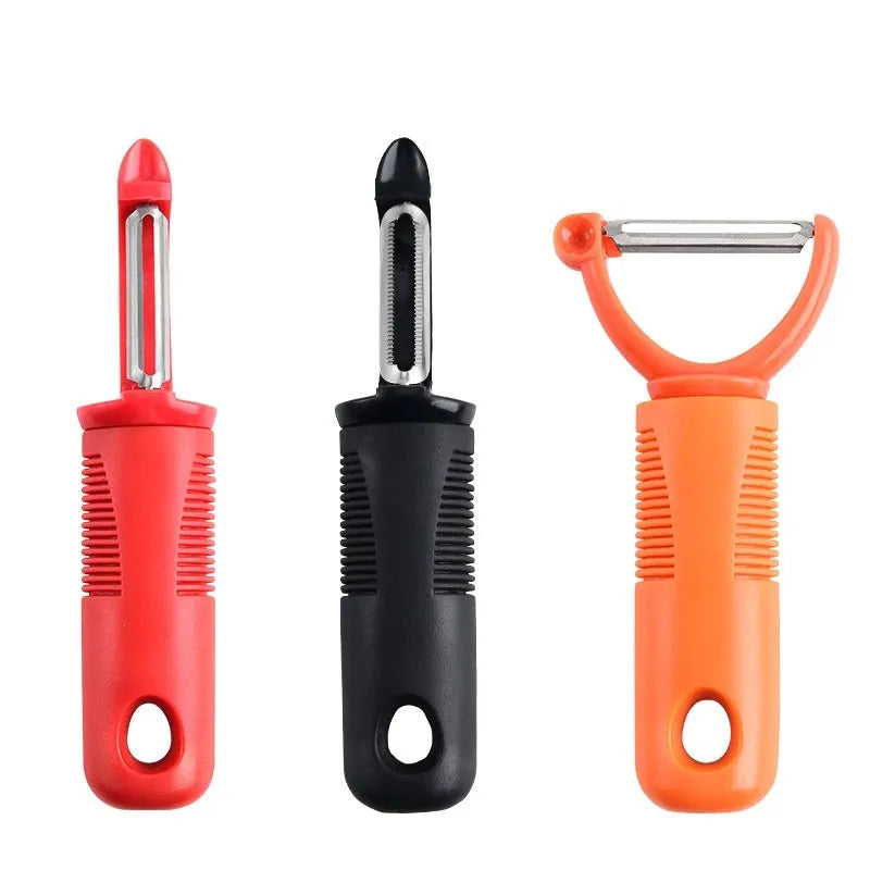 Set of three stainless steel fruit and vegetable peelers with 420J2 blades in modern simple design