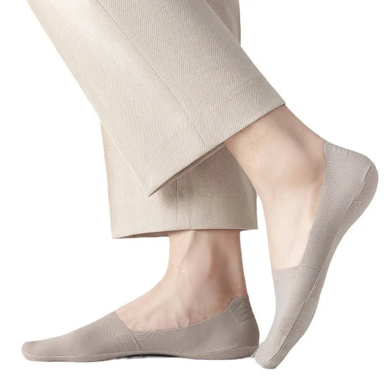 Men's seamless ankle socks in cotton and ice silk fabric, shown in multiple colours including black, grey, navy, and white.