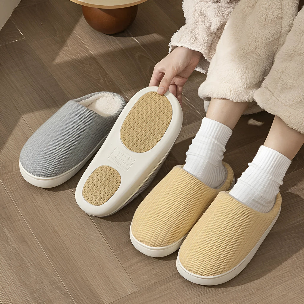 Elderly non-slip cotton slippers in light gray for men and women indoor use