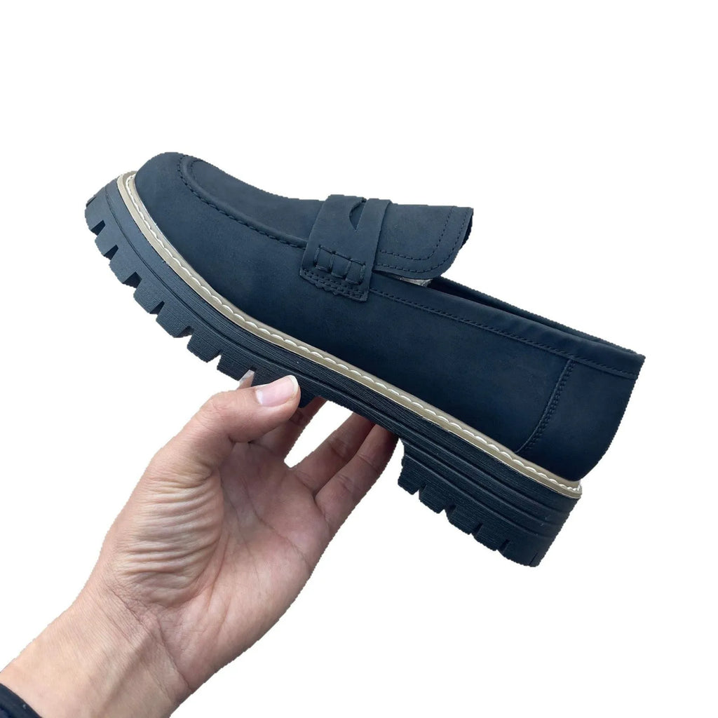Leather plus size casual women's shoes in beige with platform mid heel, low-top round-toe design, and decorative stitching on PU upper
