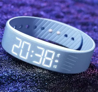 3D smart sports pedometer bracelet with 1.8 inch screen and food grade silicone wristband on wrist