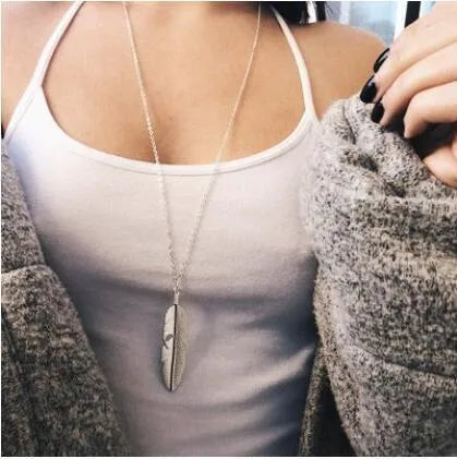 Retro feather tassel necklace for women in gold silver alloy with leaf geometry