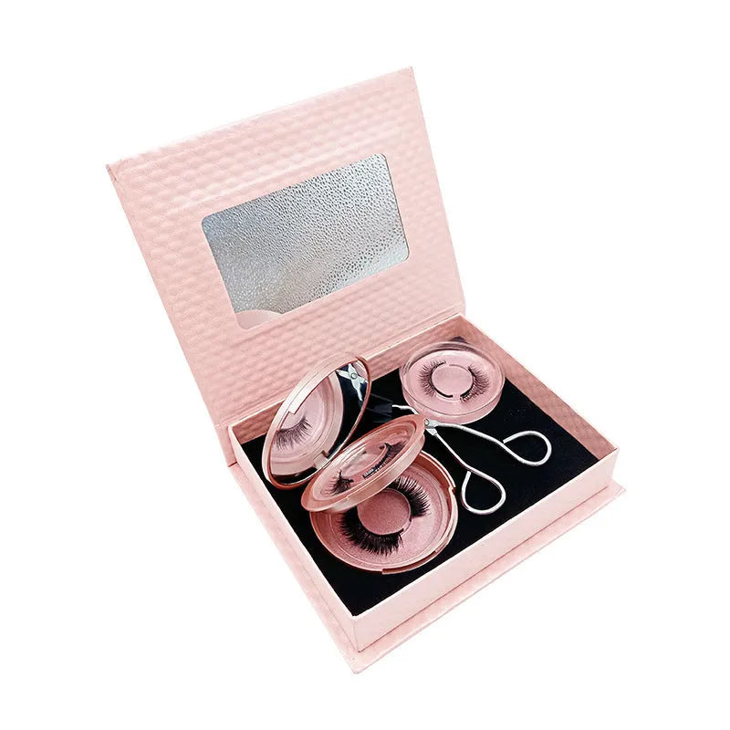 Three pairs of black quantum magnetic false eyelashes with ice silk hand-leg hair and a quantum eyelash curler.