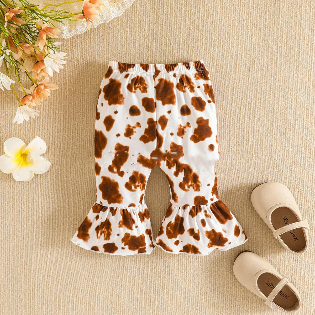 Girls three-piece cotton outfit set with bow suspender top, trousers and hairband in beige or light brown