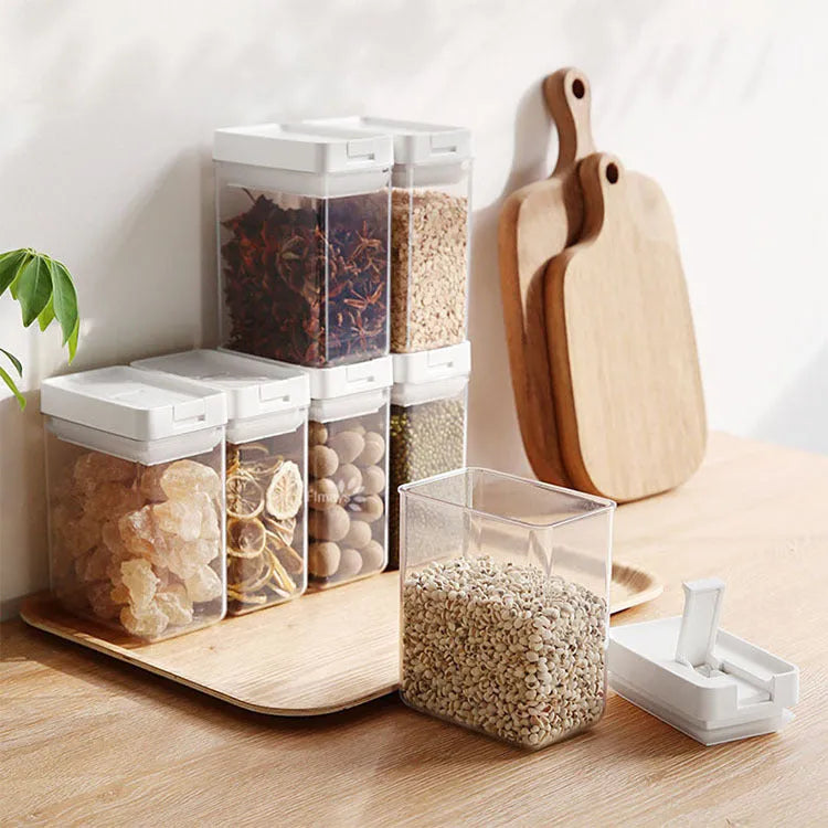White transparent plastic storage box for grains with 400ml capacity.