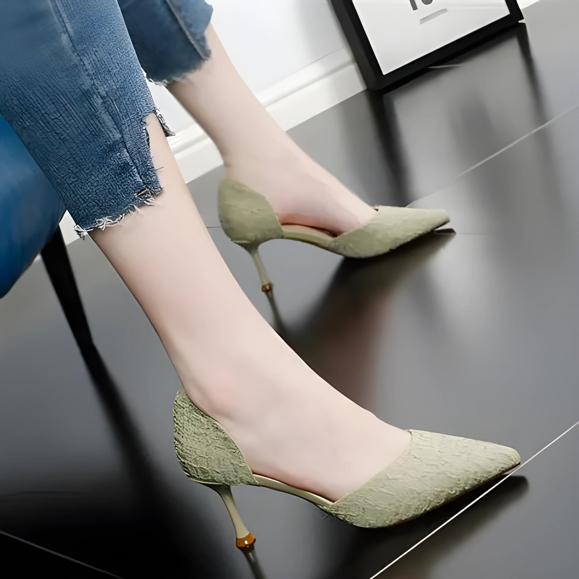 Women's black pointed toe stiletto heels with 6-8cm heel height and PU leather upper