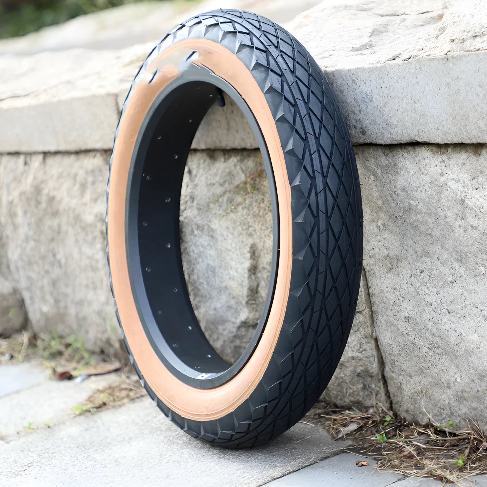 20-inch brown sidewall rubber tyre for snowmobiles and electric beach cars