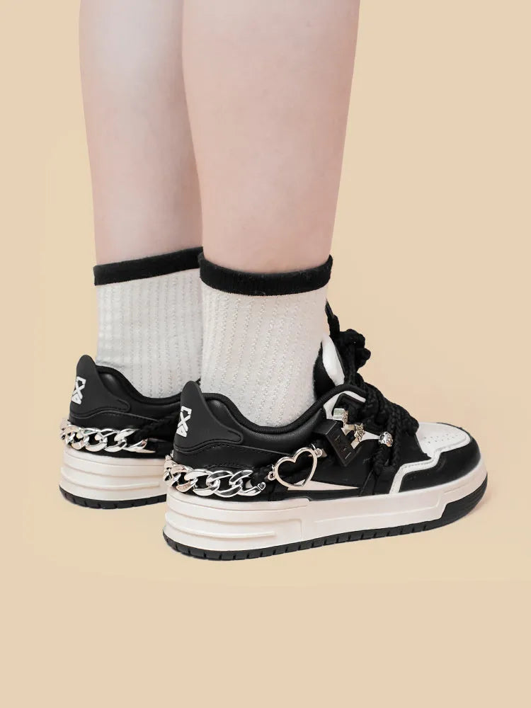 Women's black breathable platform lace-up sneakers made of microfiber with round toe and rubber sole