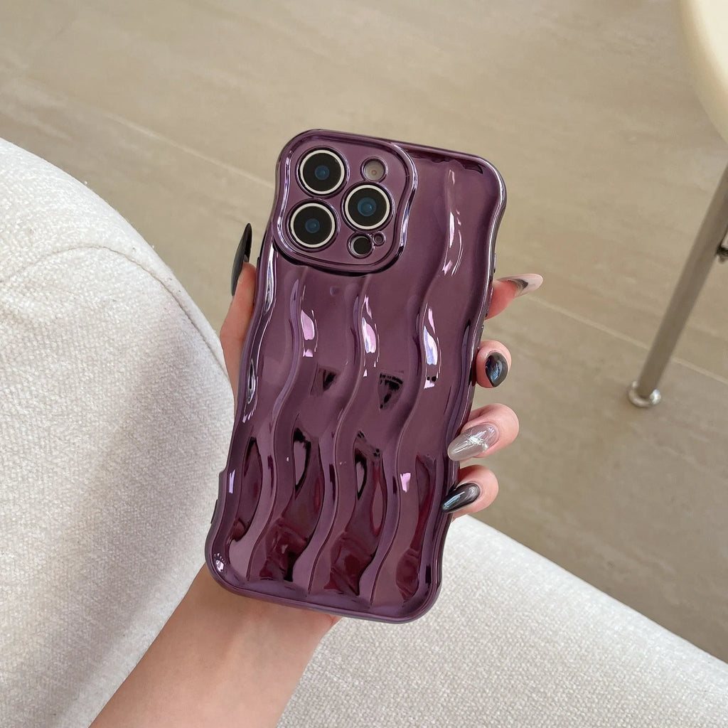 Electroplating wave stripe design protective TPU case for iPhone 17 Pro Max.