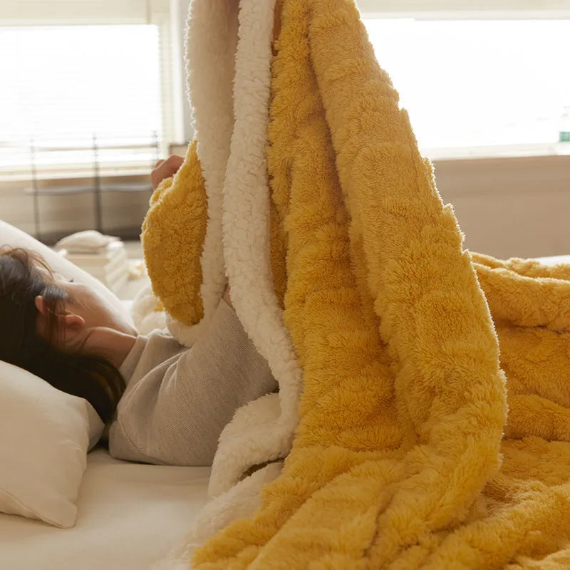Winter thermal flannel blanket in tea green colour measuring 180x200cm