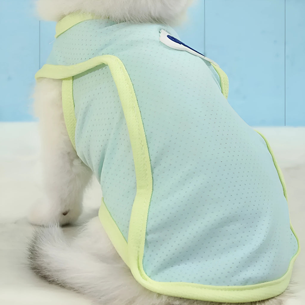 Lightweight green cat vest with sporty design for summer wear