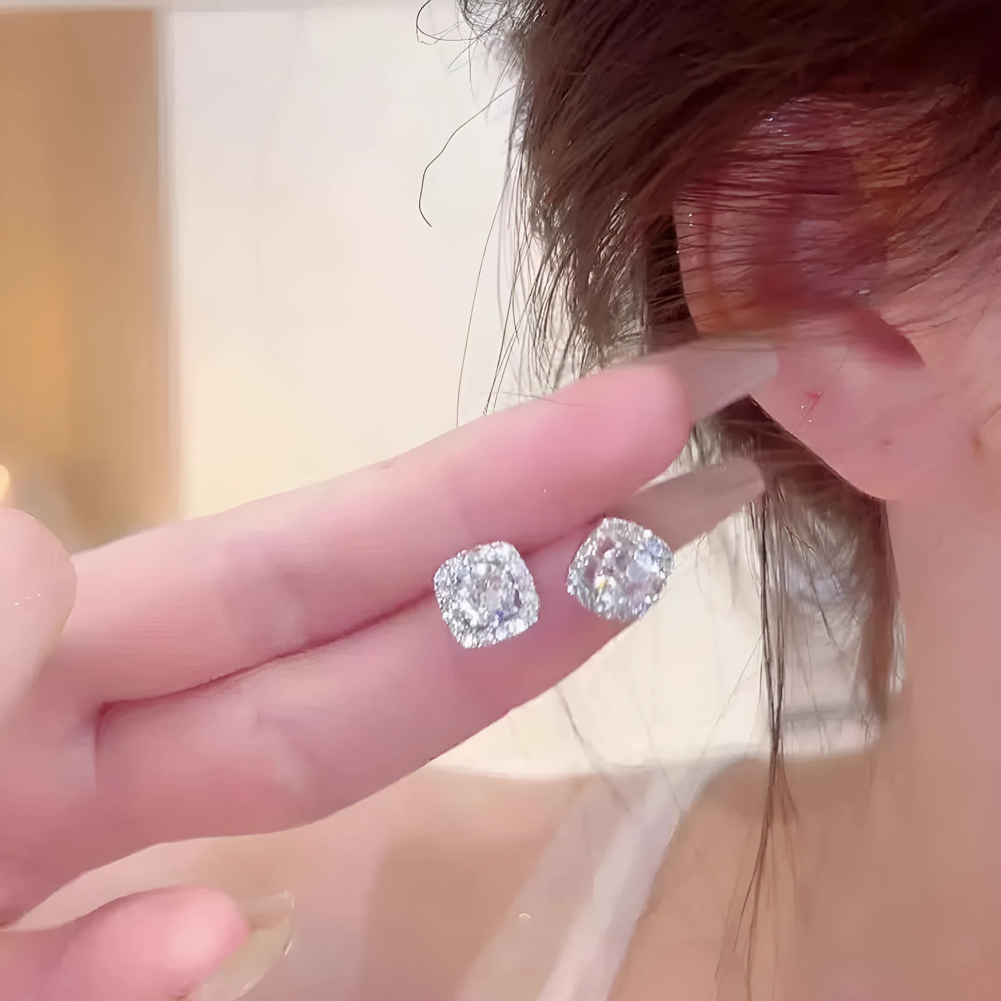 Square diamond geometric earrings for women in silver and gold alloy with cold style fashion design