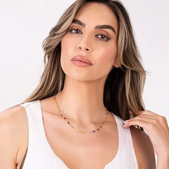 Geometric ladies crystal necklace with alloy pendant and adjustable chain