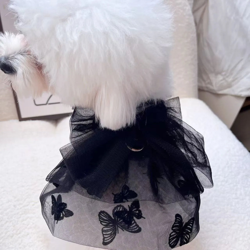 Black gauze tulle skirt pet costume for small to medium dogs and cats on a mannequin.