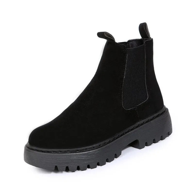Women's solid colour chunky platform Martin boots with artificial PU upper and rubber sole, black