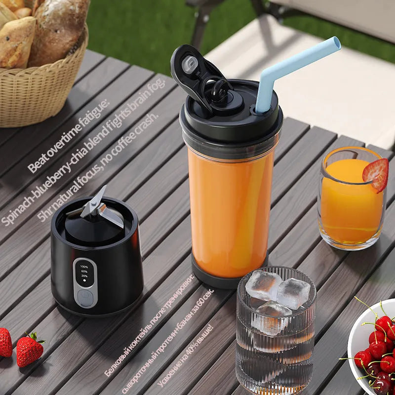 Portable electric juicer cup 500ml 300W in black with straw and charging cable