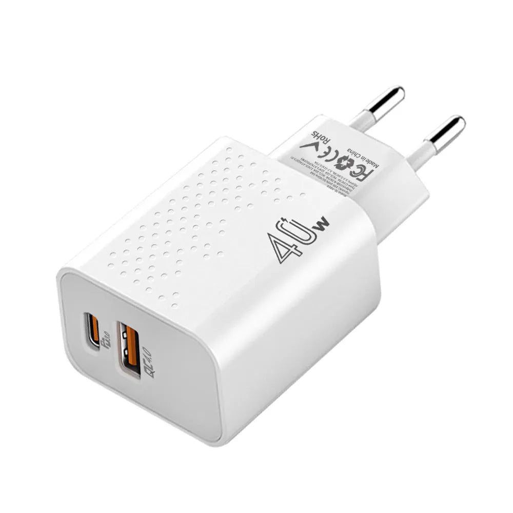 Dual-port USB charger 40W 3A with American Standard plug in white finish