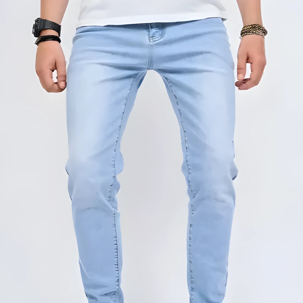 Men's light blue slim-fit stretch jeans with water-washed cotton denim