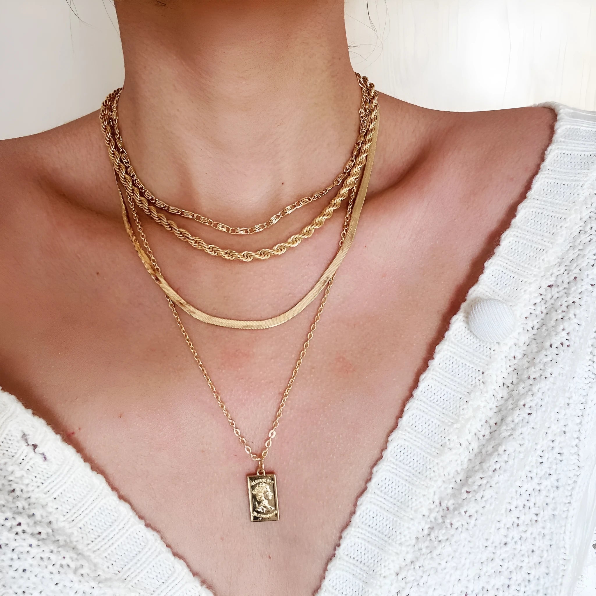 Alloy geometric twist chain necklace for women, electroplated finish, adjustable 51-80cm, ten colour options, individually packaged