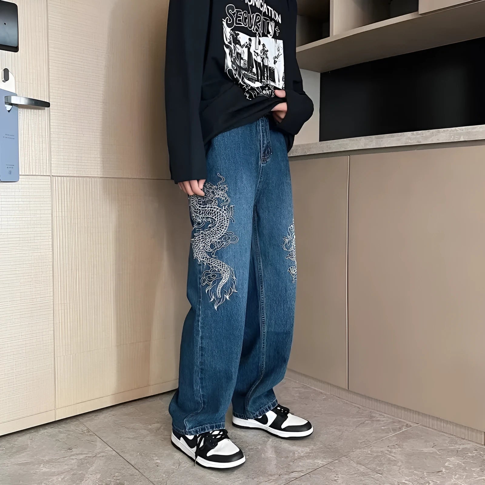 Loose embroidered jeans for men in Jinlong colour, cowboy style with three-dimensional tailoring, available in sizes S-3XL.