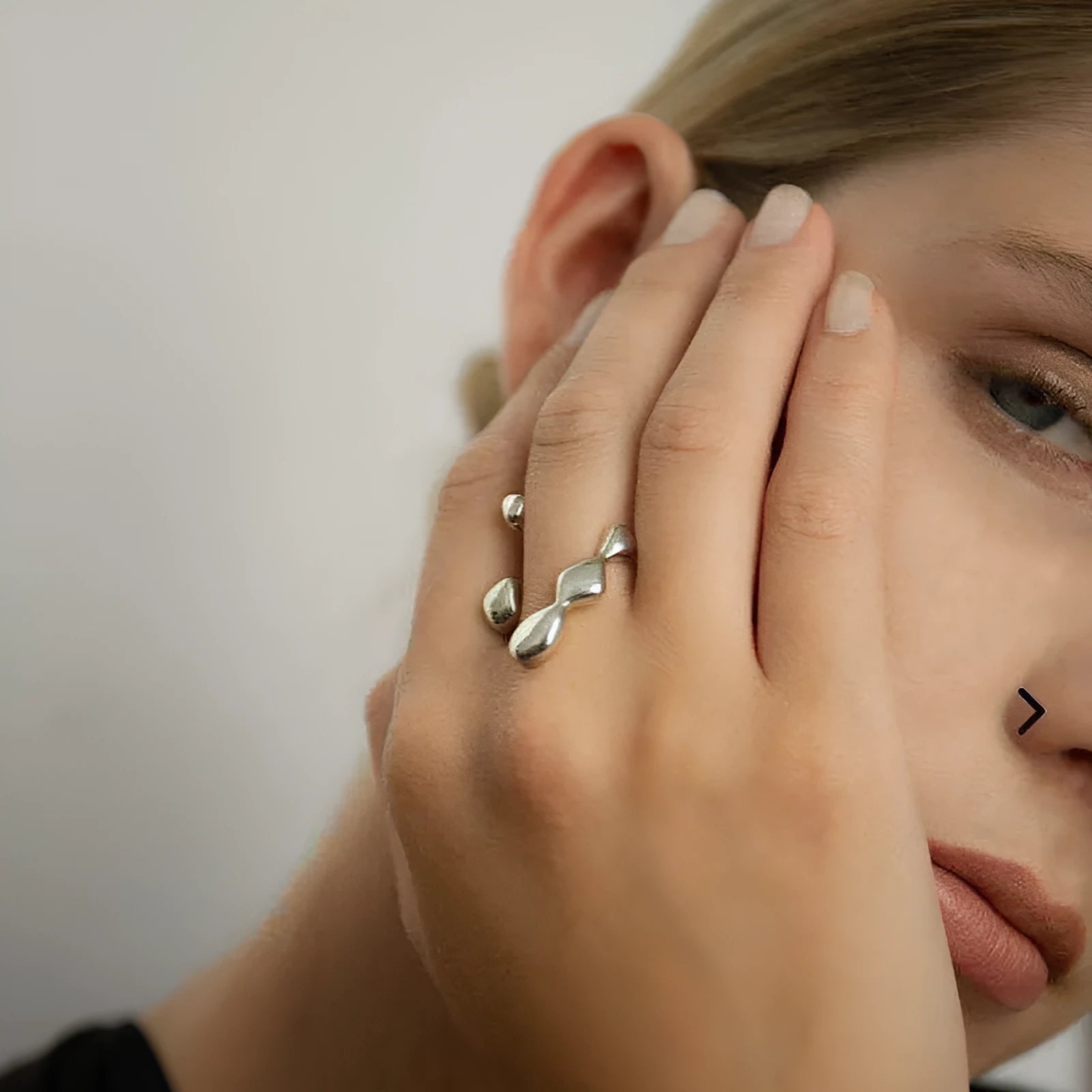 Brass spherical fashion ring in gold or silver colour for women