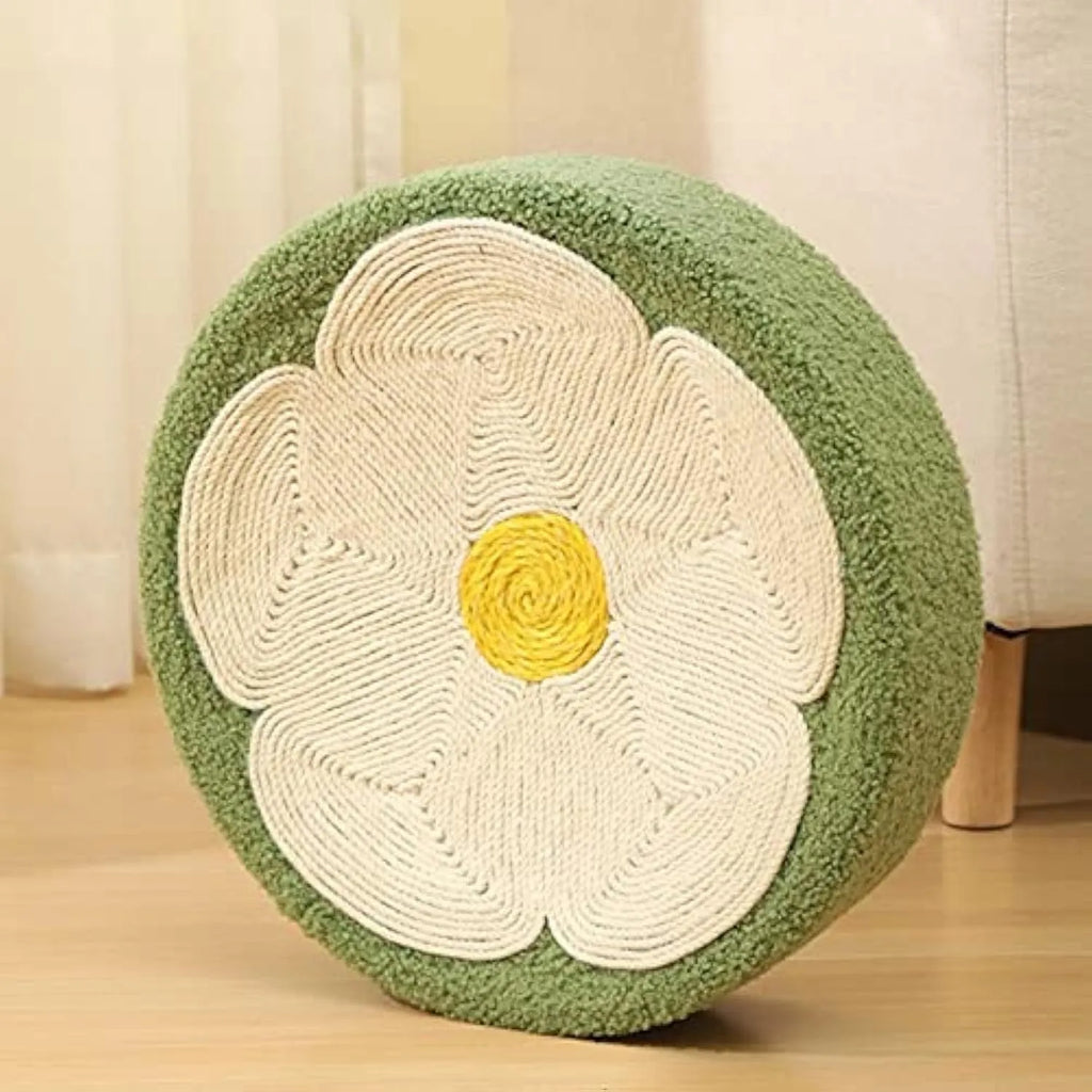 Green round sisal cat scratcher bowl lounger bed with a 39cm diameter.