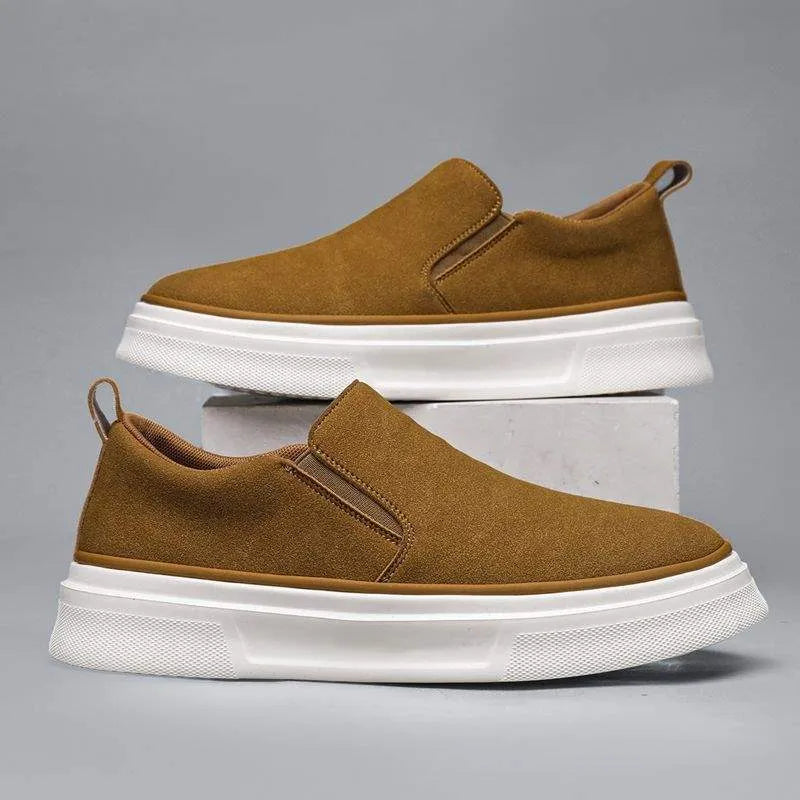Men's casual cowhide leather shoes in light gray with round toe and foam rubber sole