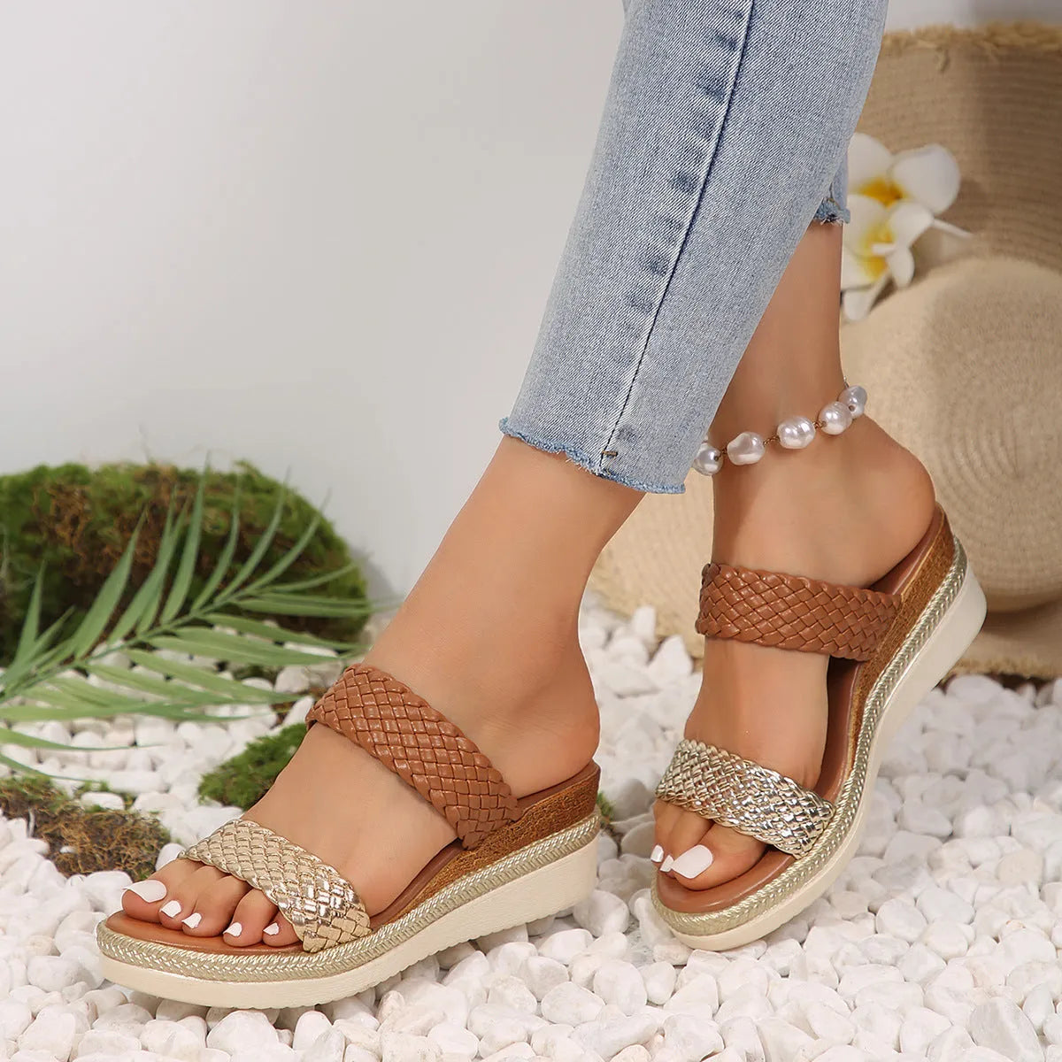 Women's plus size wedge sandals in gold and silver colours, sizes 36-43