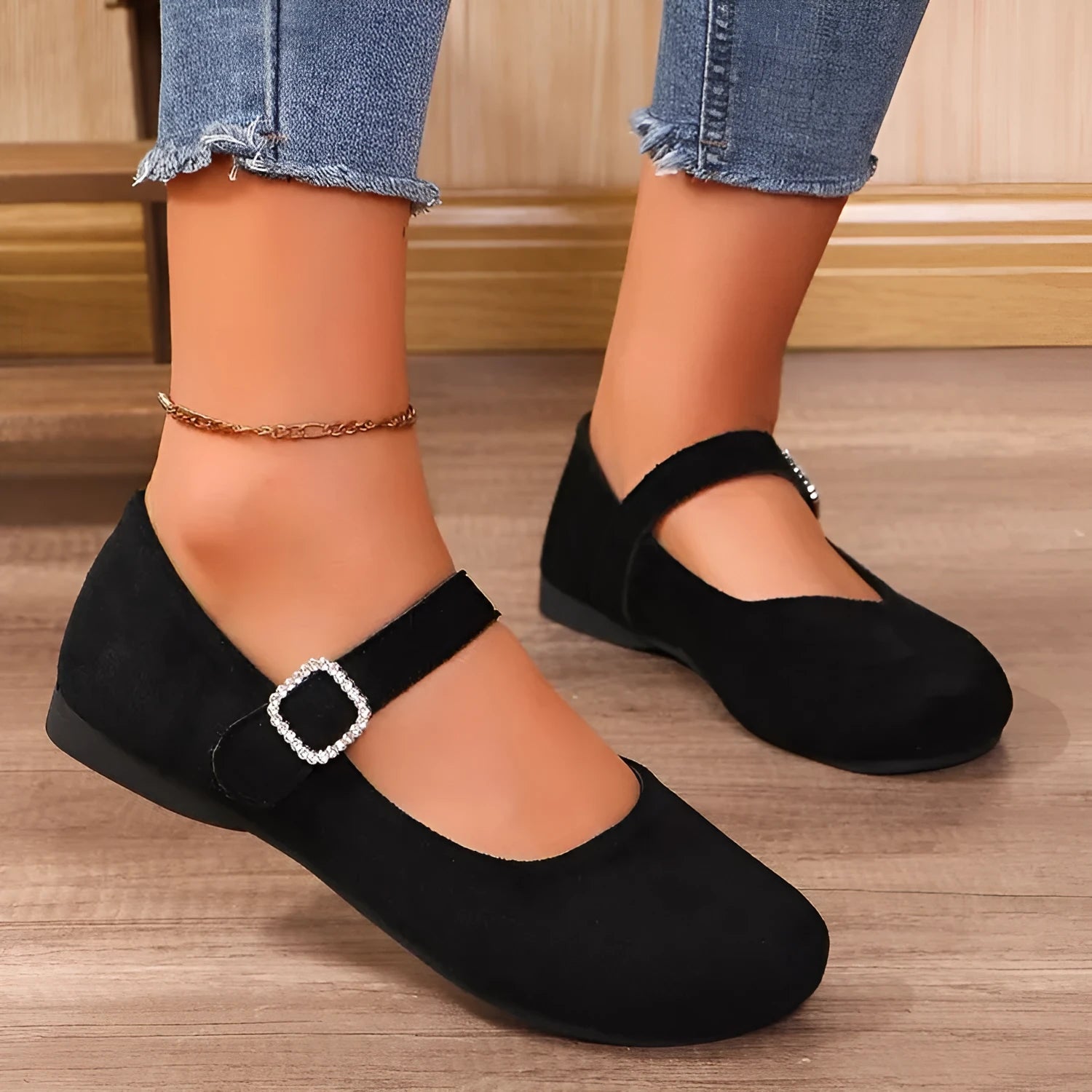 Black canvas fisherman shoes with rubber sole and low-top design