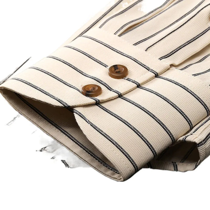 Coffee coloured striped men's long-sleeved shirt with slim fit and wool lining for spring and autumn wear