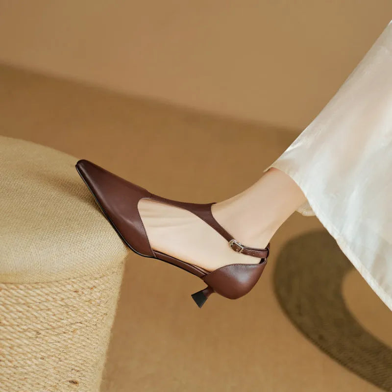 Women's brown cowhide leather pointed-toe high heels in vintage style