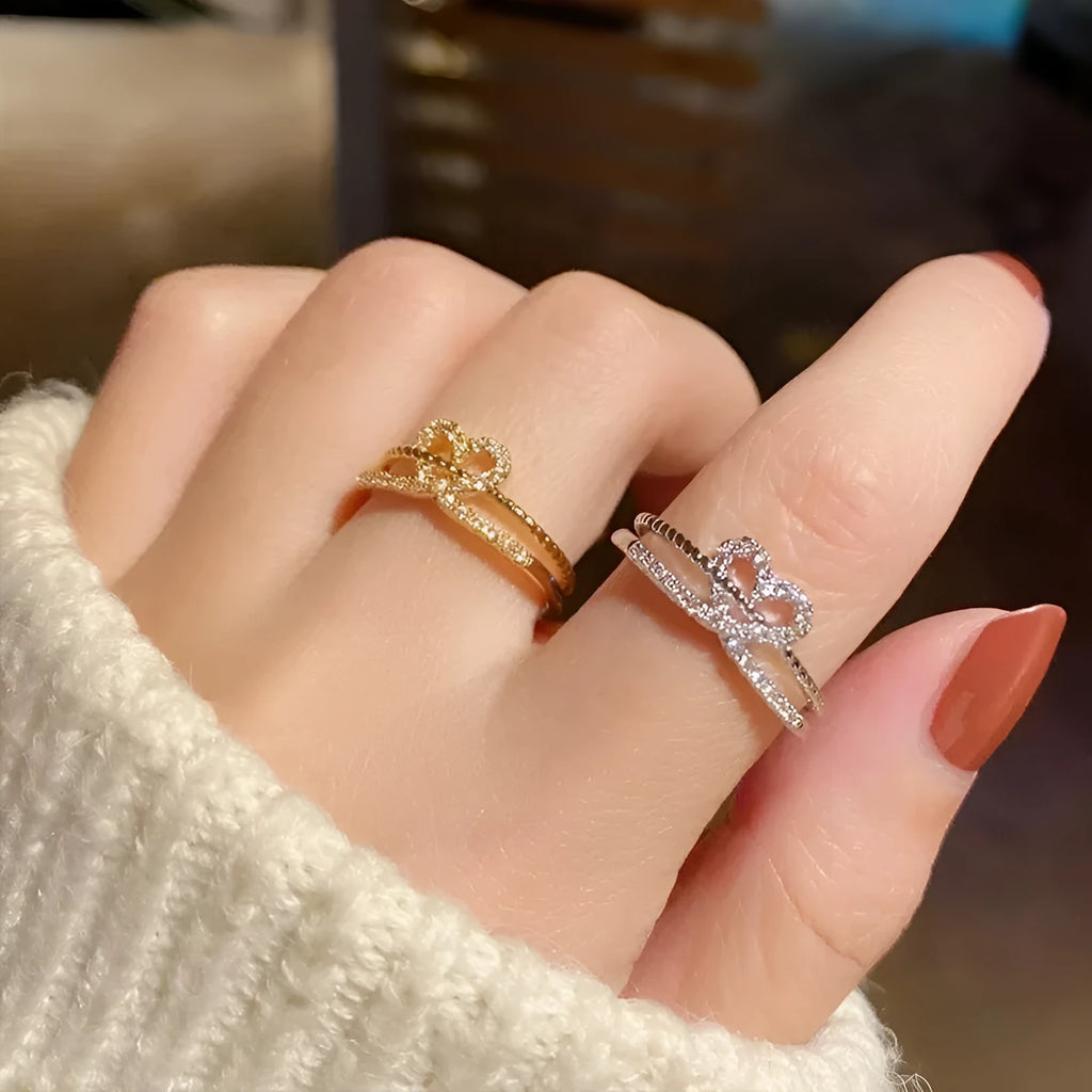 Women's love ring in gold electroplated copper with geometric shape and Korean style design