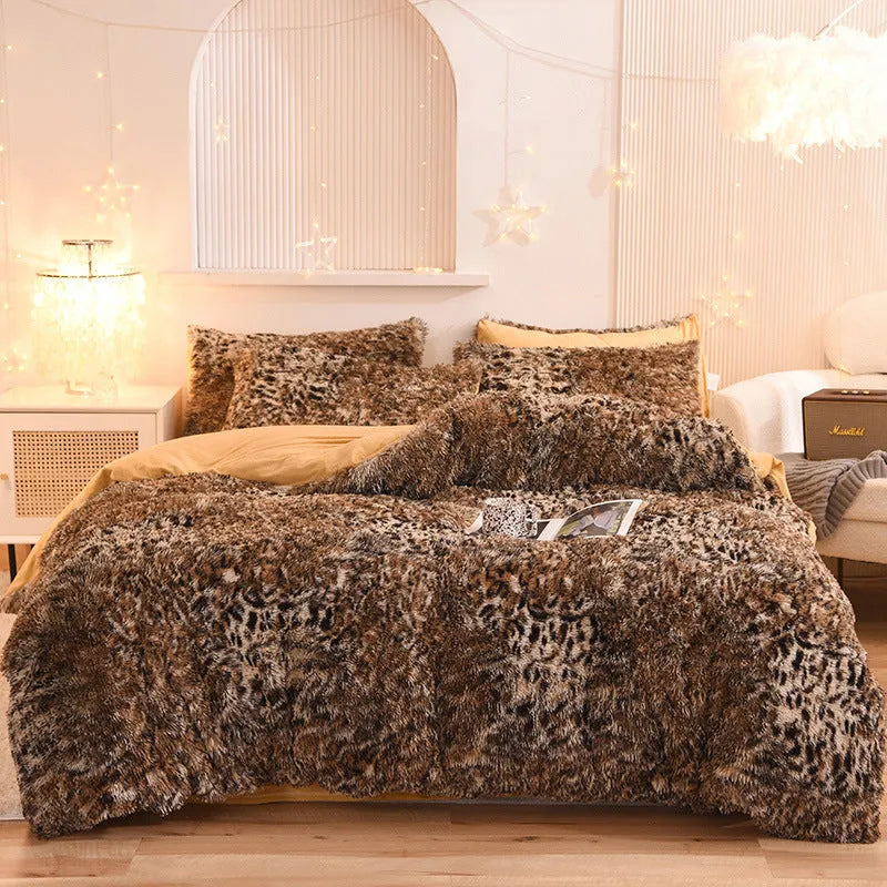 Thick fleece duvet cover set with mink velvet fabric in various colours including leopard print
