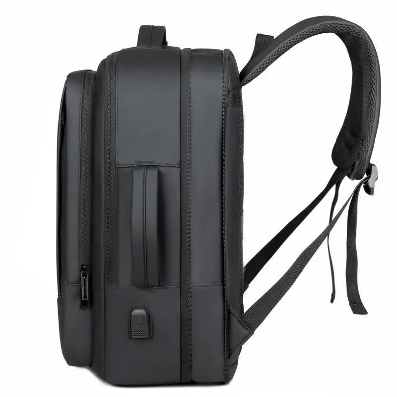 Men's waterproof Oxford cloth backpack with 20-35L capacity for business travel