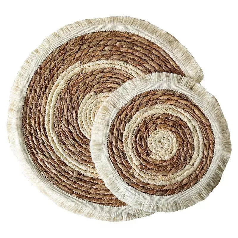 Round Japanese-style papyrus placemat with decorative tassels in natural colour