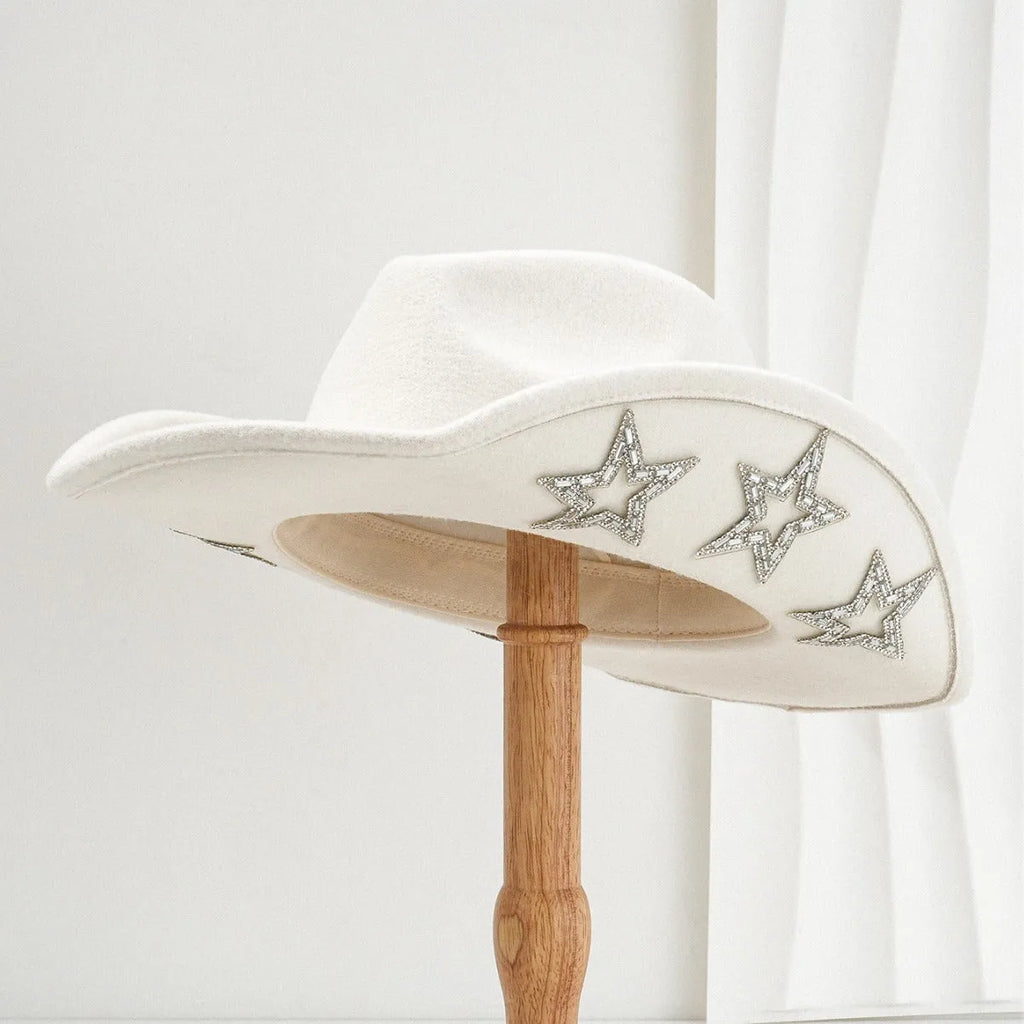 Western denim top hat with conical crown and hexagonal star decoration in polyester fabric