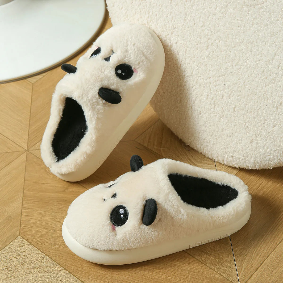 Panda-themed cotton and linen toe ring slippers with non-slip PVC soles