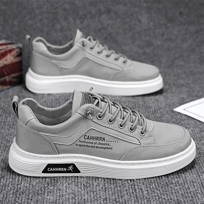 Retro elastic band men's casual sports shoes with umbrella cloth upper and PVC sole, in Army Green, low top, round toe.
