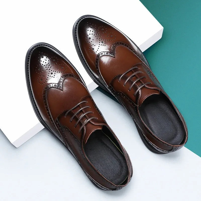 Men's black and brown brogue shoes with traditional perforated patterns, business style with PU leather upper