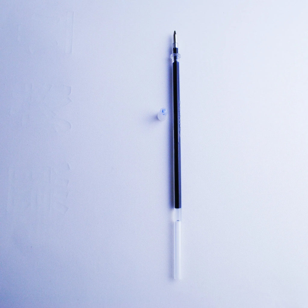 Automatic fading pen set with 0.5mm tip, 130mm plastic body, blue ink cartridges, pen pole, and holder