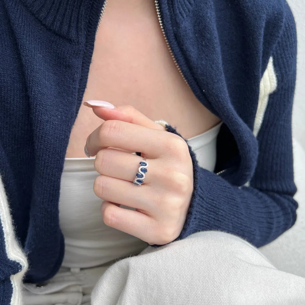 S925 sterling silver oval twisted ring with zircon inlay, women's geometric ring, size No.7, silver colour