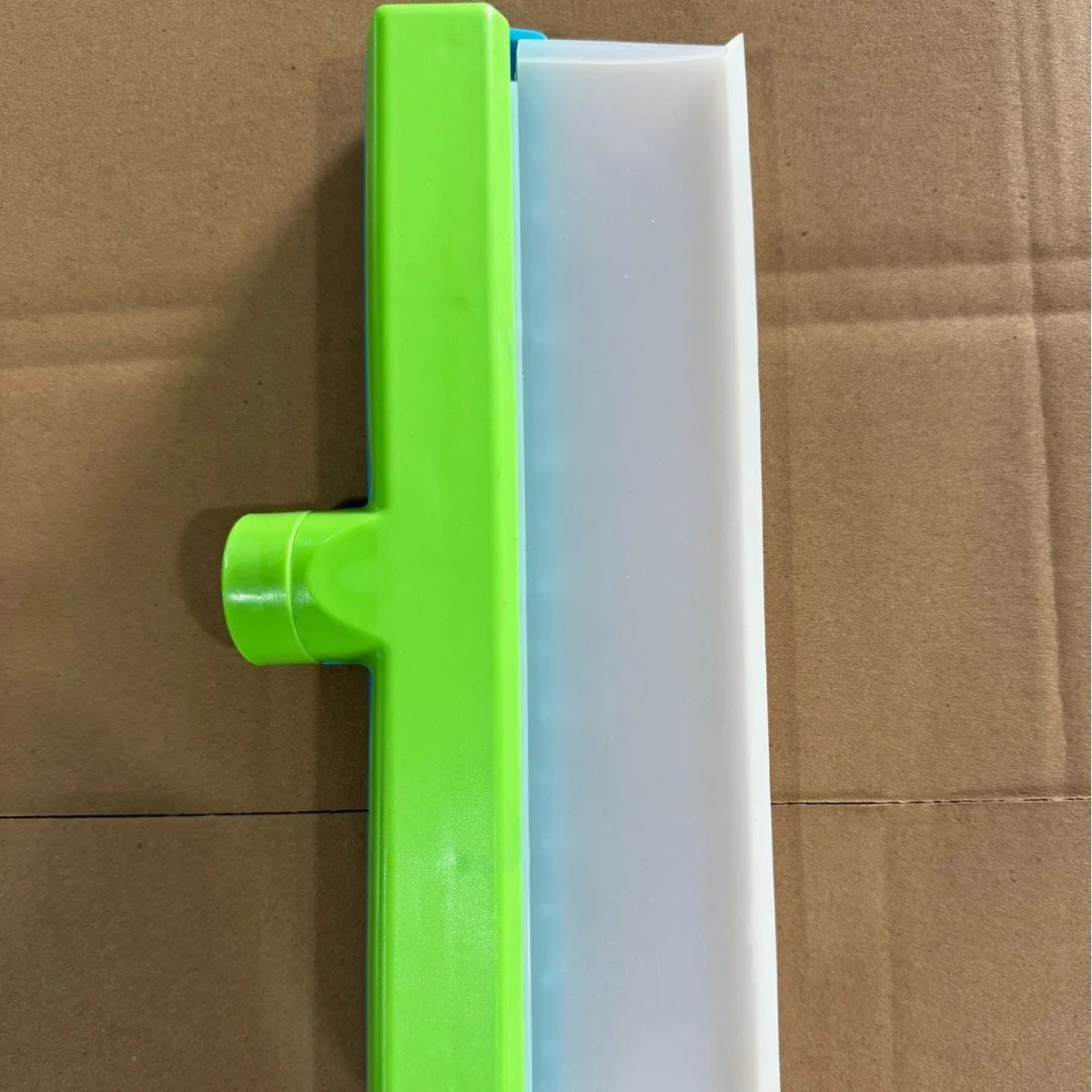Car wash brush with ultra-fine microfiber cloth cover, 30X17X75mm, blue and white, for glass and paint cleaning